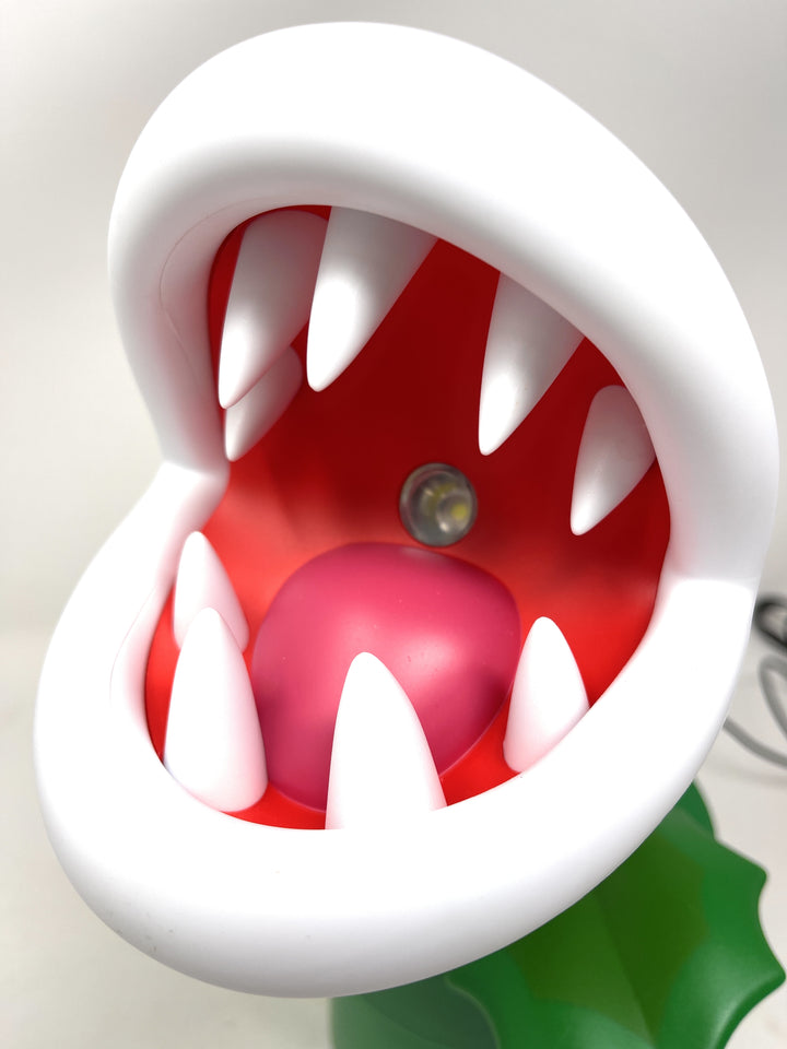 Super Mario Bros Piranha Plant LED Light 10